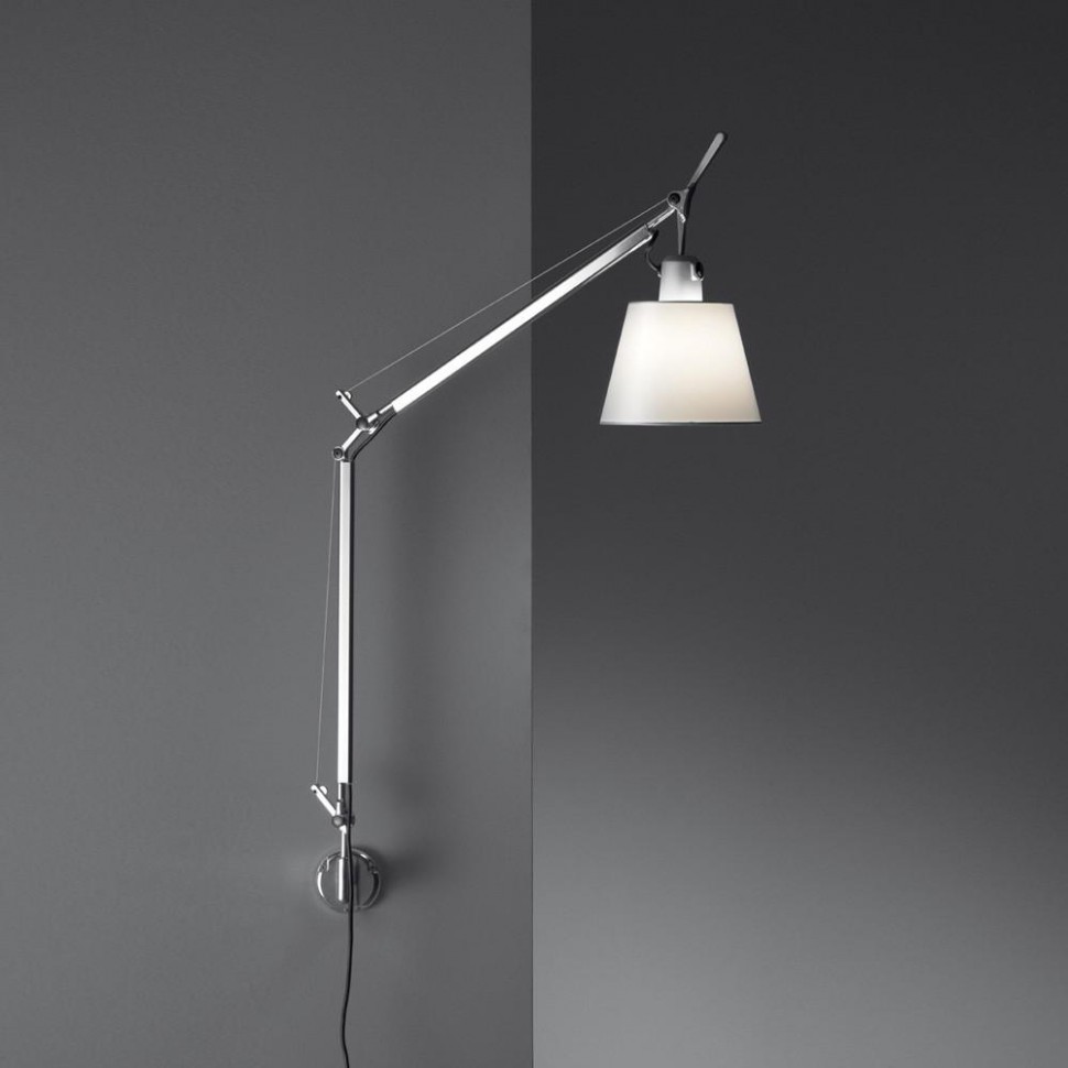 Светильник Artemide Tolomeo a025150