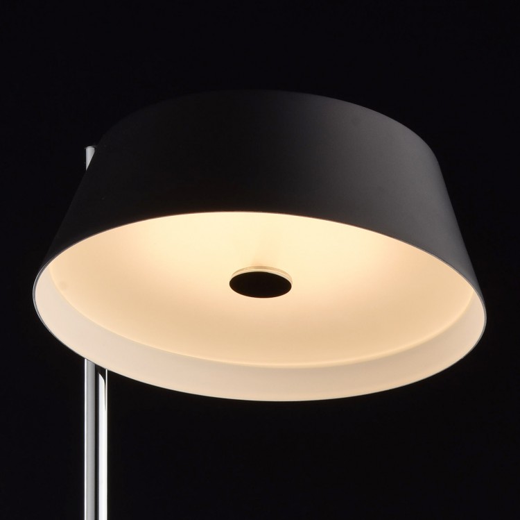  Настольная лампа офисная MW-Light Ривз 3 674030701