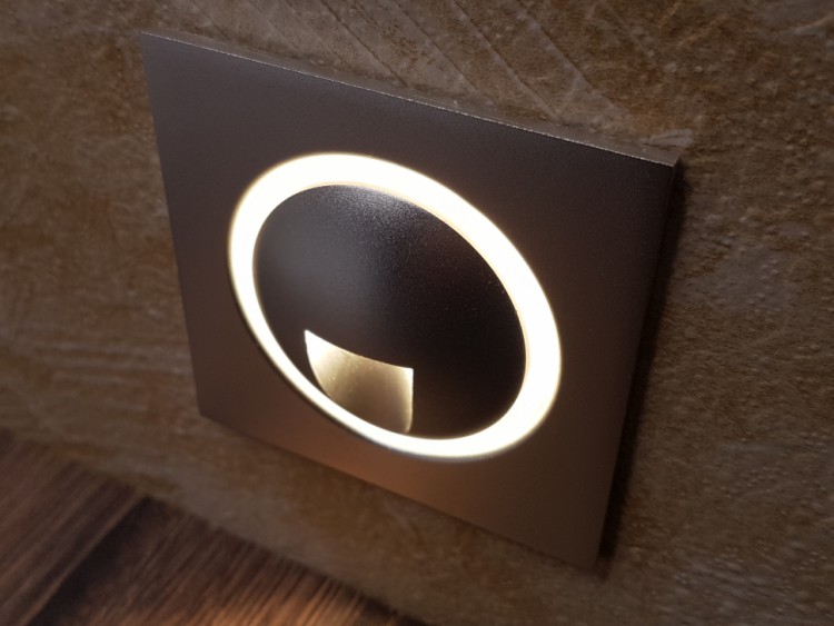  Integrator IT-718 BG X-STYLE Светильник светодиодный Бежевый для подсветки лестницы