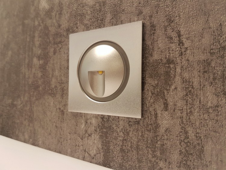  Integrator IT-718 BR X-STYLE Светильник светодиодный Бронзовый для подсветки лестницы