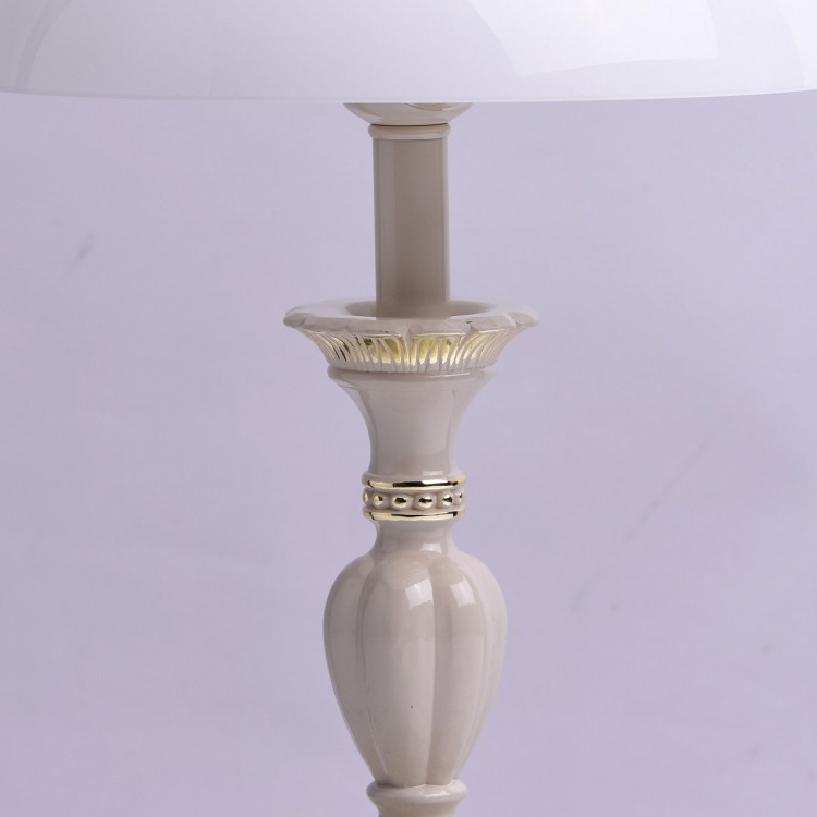  Настольная лампа декоративная MW-Light Ариадна 450033902