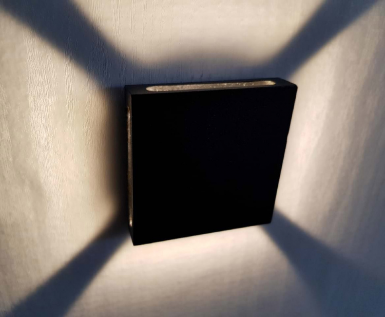  Светодиодный  светильник чёрный Integrator · Quattro · IT-004-Black